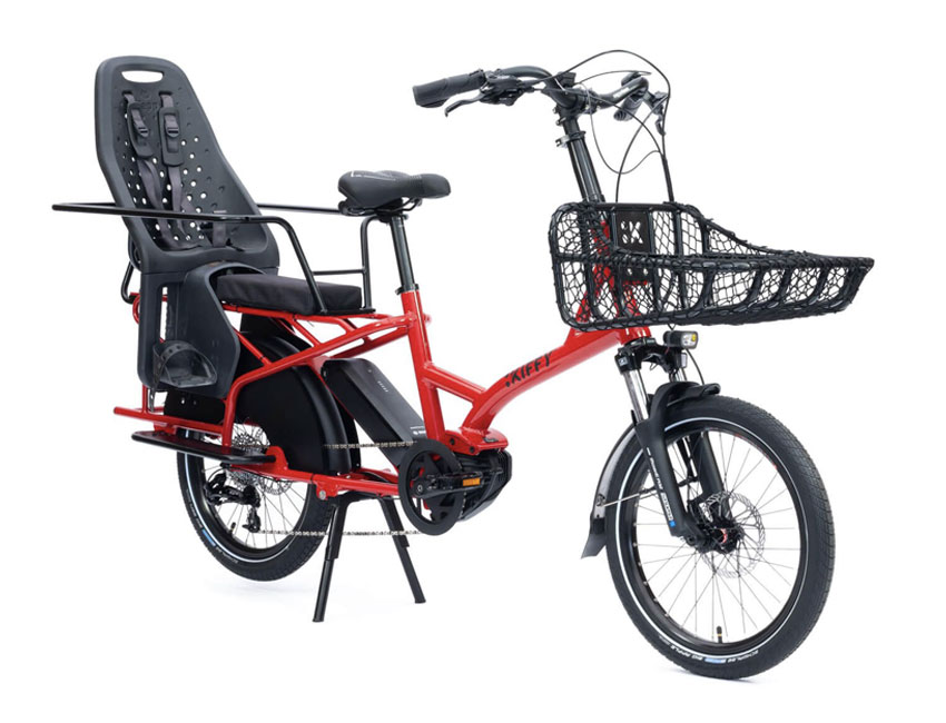 Rent an electric longtail on the island of Oleron - cargo bike at Vélos 17 Loisirs